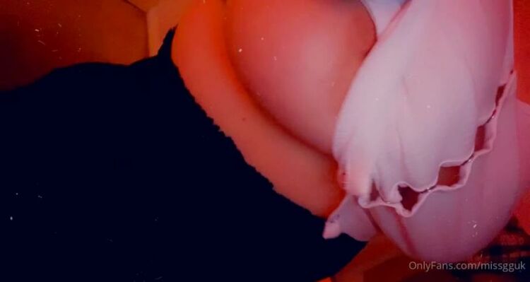 Onlyfans - Missgguk - Sexting anyone - 23-10-2021