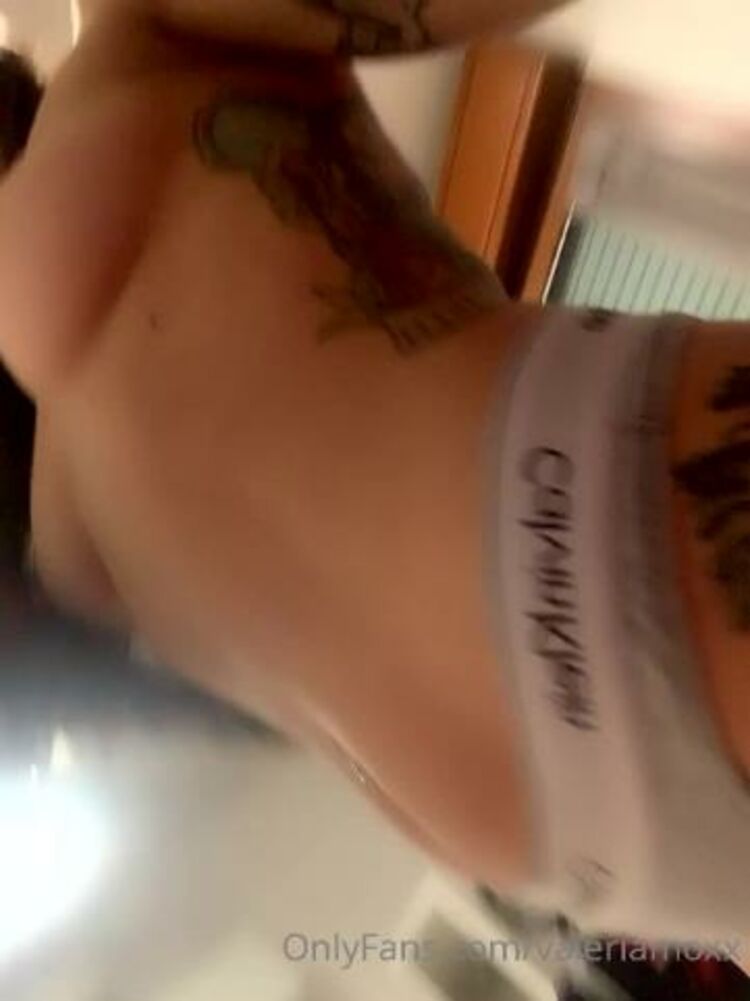 Onlyfans - Valeriamoxx - Fat ass - 29-03-2021