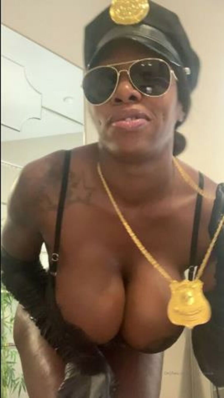 Onlyfans - Ebony_mystique - Custom vids cosplay If you really want to get rock hard get out those big loads - 21-03-2020