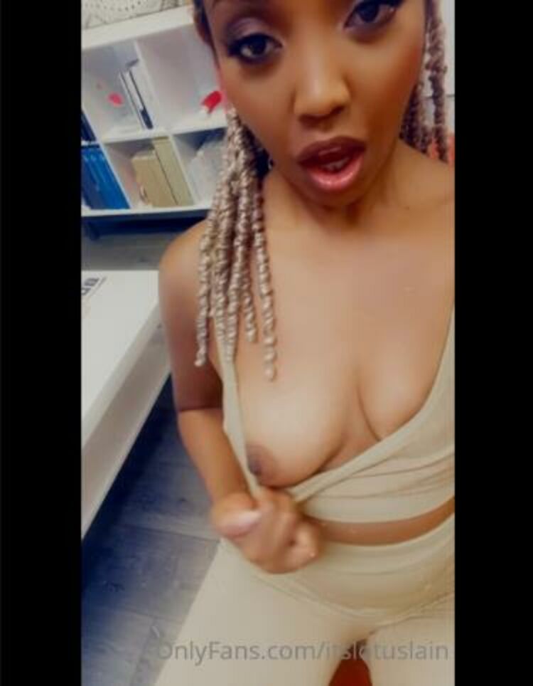 Onlyfans - Itslotuslain - Filming a lil sumthin sumthin - 12-10-2021