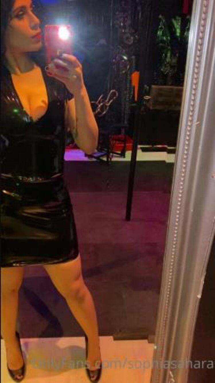 Onlyfans - Mistresssophiasahara - Always playtime for Me - 17-03-2021