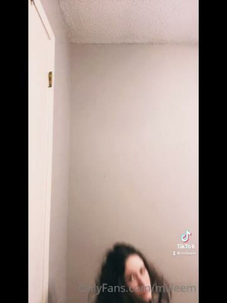 Onlyfans - Milleem - Theres no way this is allowed on tik tok so Ill post it here - 09-01-2021