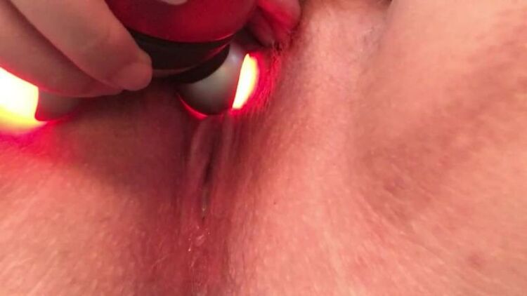 H massager on clit