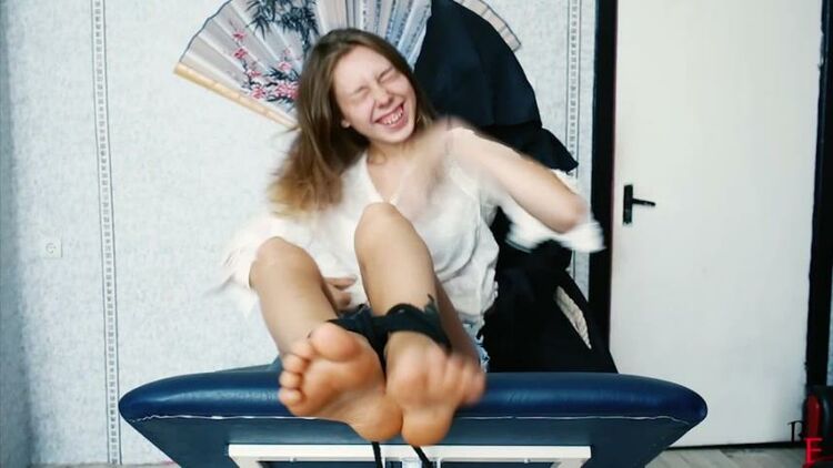 RussianFetish - Hippie girl - First tickle game with her appetizing soles and unmerciful torture