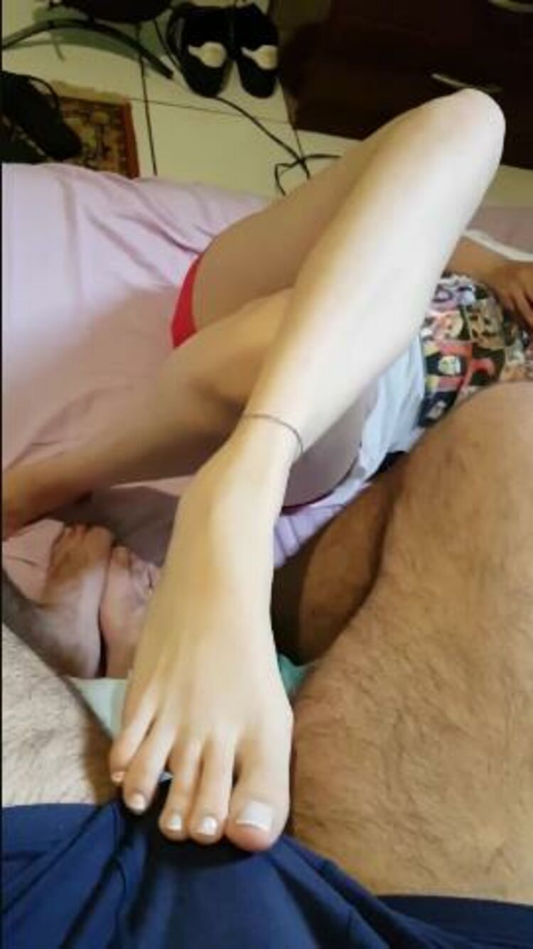 sresrafeet Foot tease on feet porn