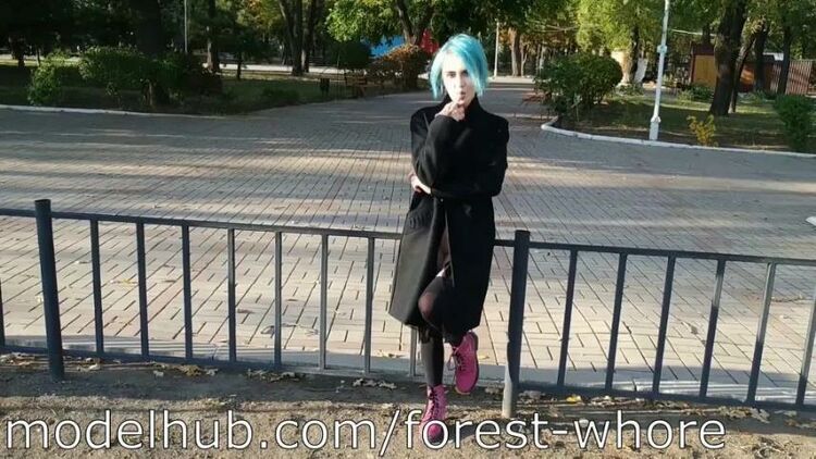 Forest Whore - Hardcore Public Fisting And Flashing