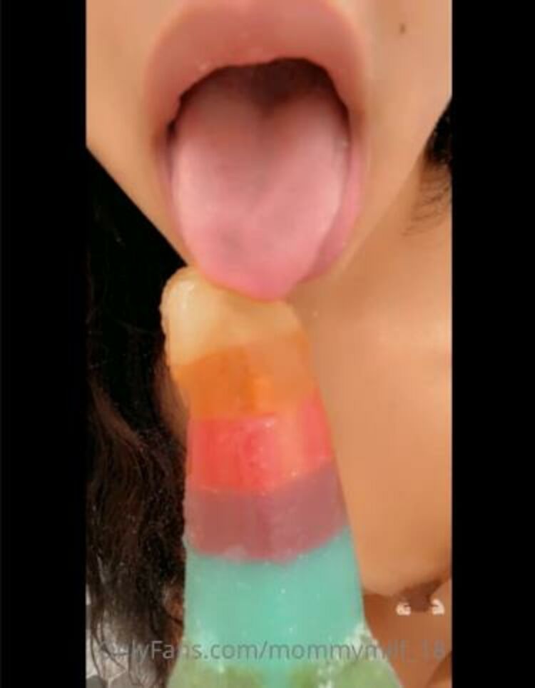 Onlyfans - Mommymilf_18 - Daddy dont you wanna imagine that lollipop dick candy was your COCK - 28-12-2020