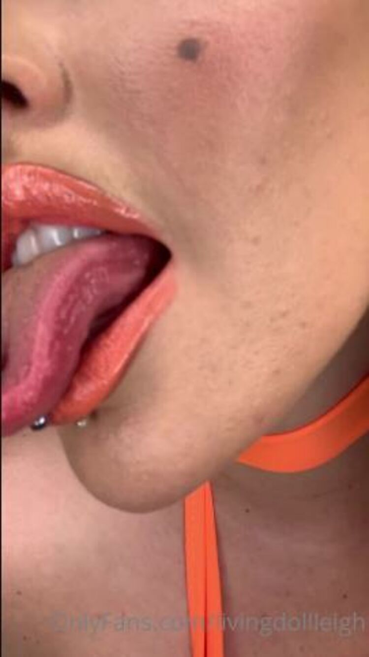 Onlyfans - Livingdollleigh - 28-08-2021