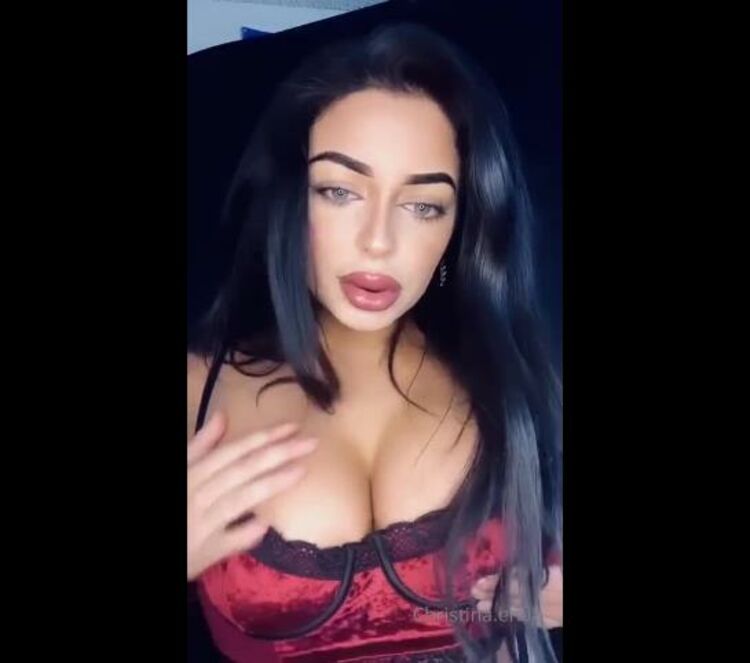 Onlyfans - Christinaenaa - What would you do to this mouth daddy Check your DMs if you need something to do - 26-03-2020