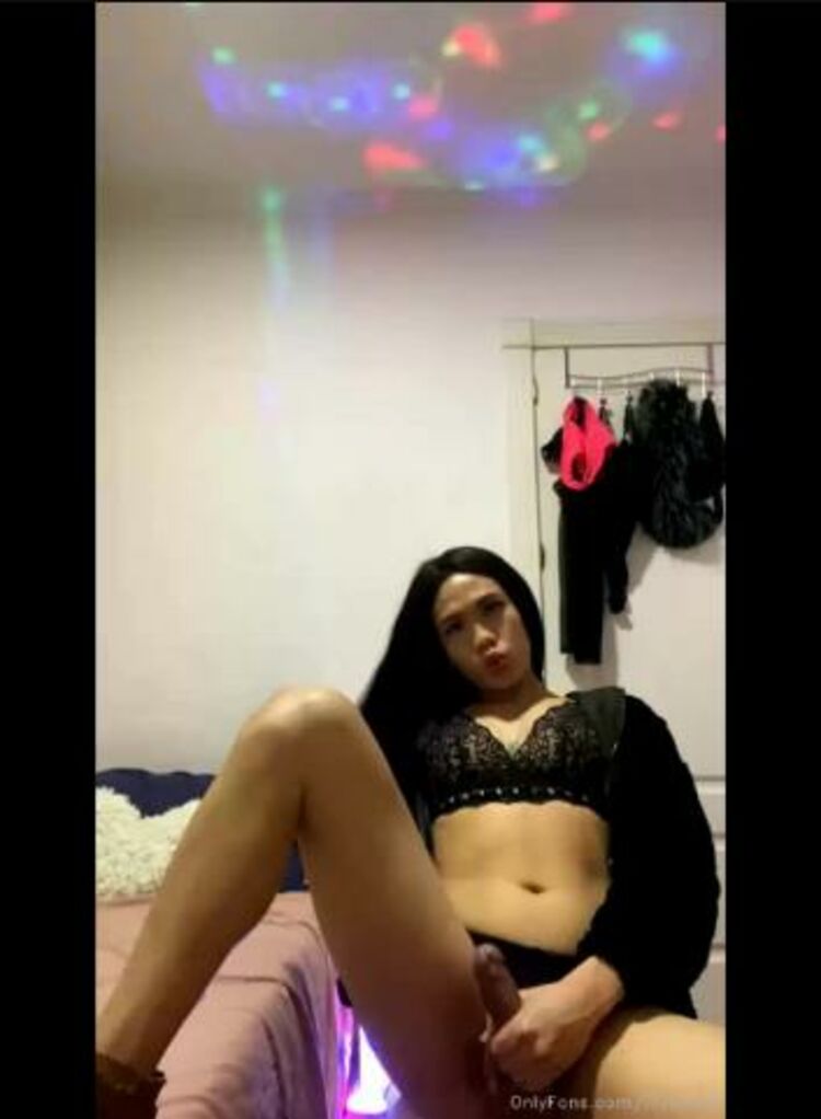 Onlyfans - Lilyuw88 - LIVE pm - 10-04-2020