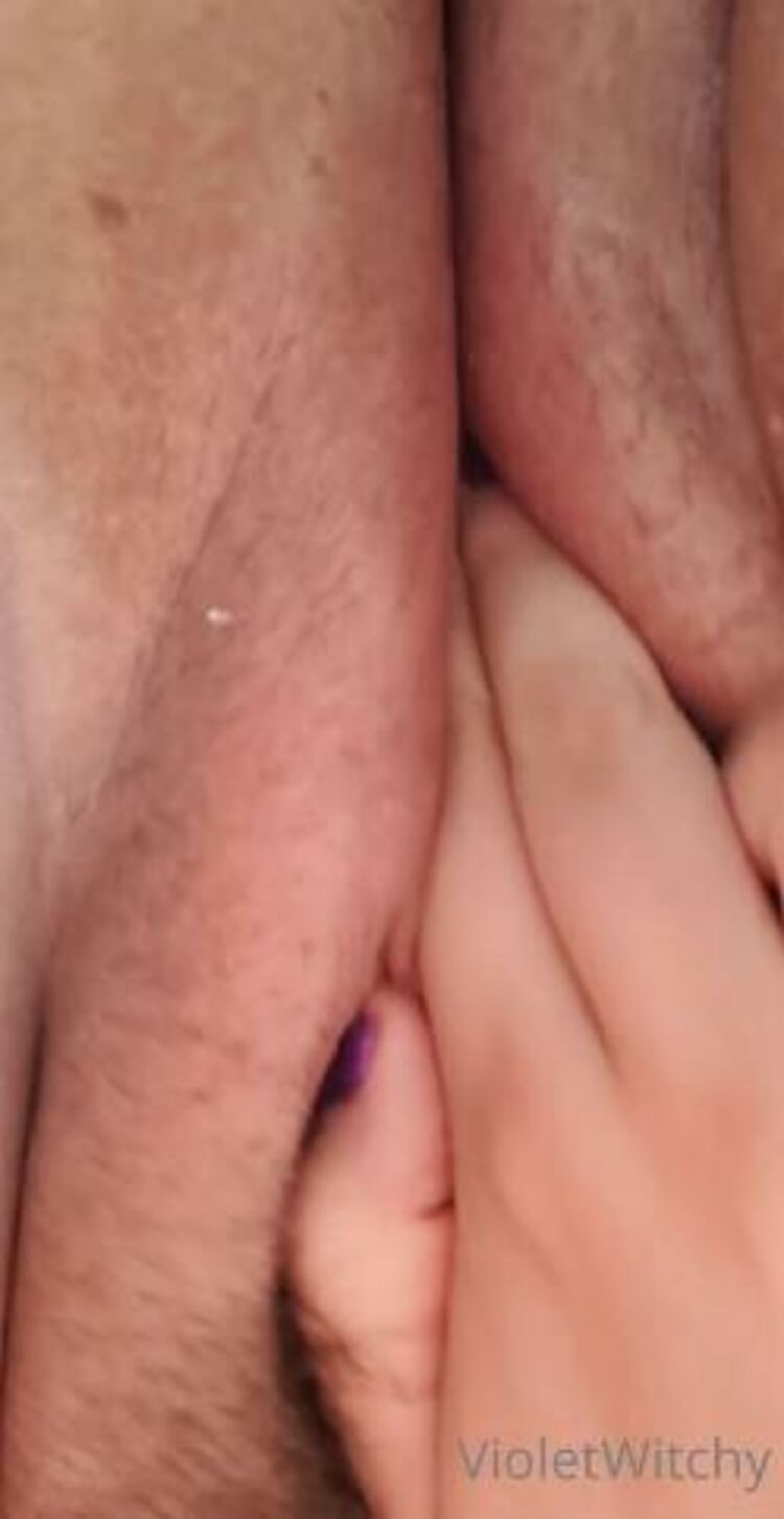 Onlyfans - Violetwitchy - I have a lil Poem for you today kind of XD Cute lil bush Creamy Fat Pussy Tastes so Goo - 03-05-2020