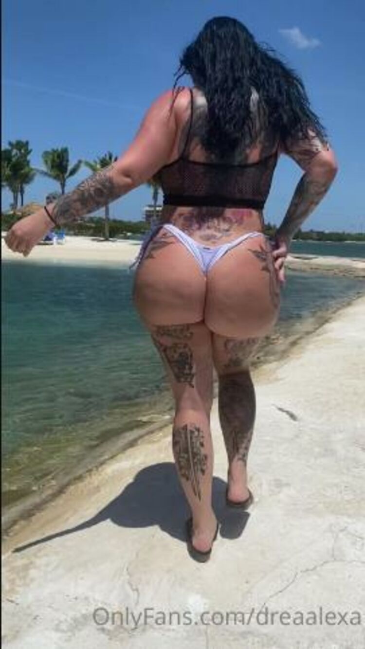 Onlyfans - Dreaalexa - you see me walking away like this whats your next move - 07-09-2020