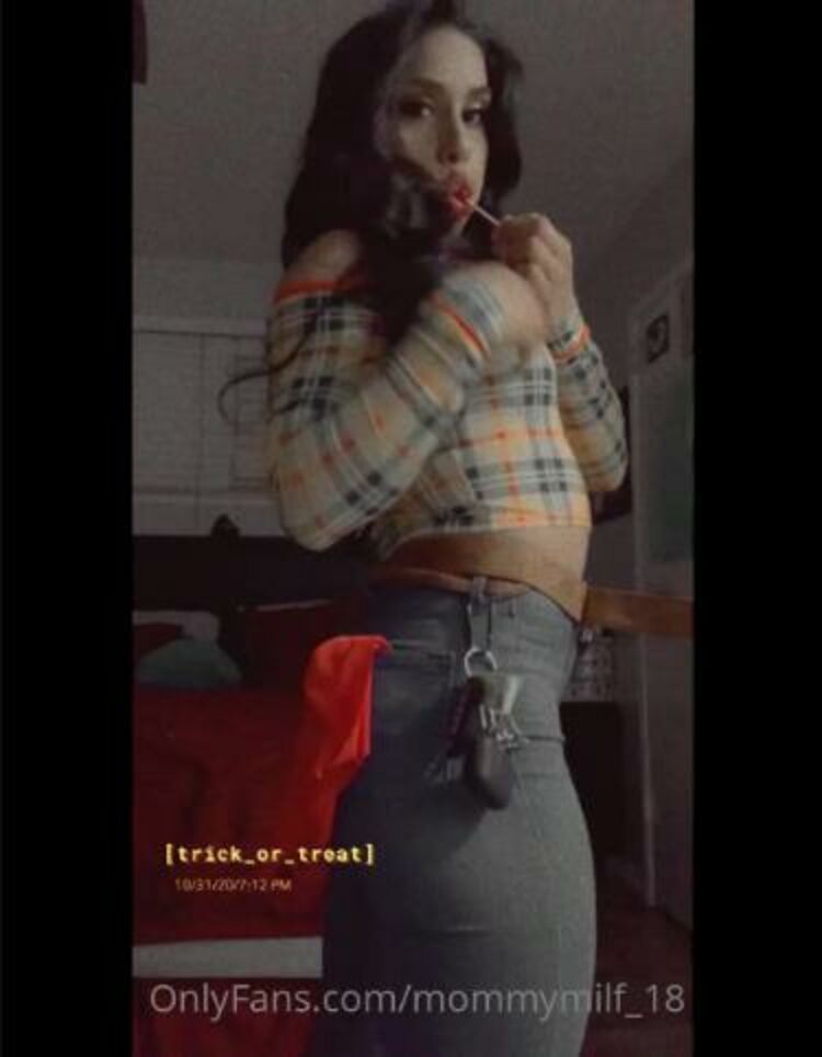 Onlyfans - Mommymilf_18 - Would you let this cowgirl lick your woody - 01-11-2020