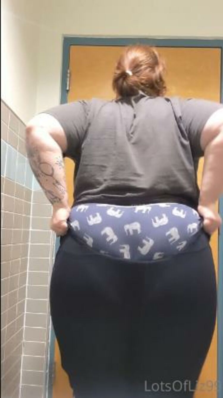 Onlyfans - Belthaneb - Trying to squeeze my ass back into my leggings - 31-03-2021