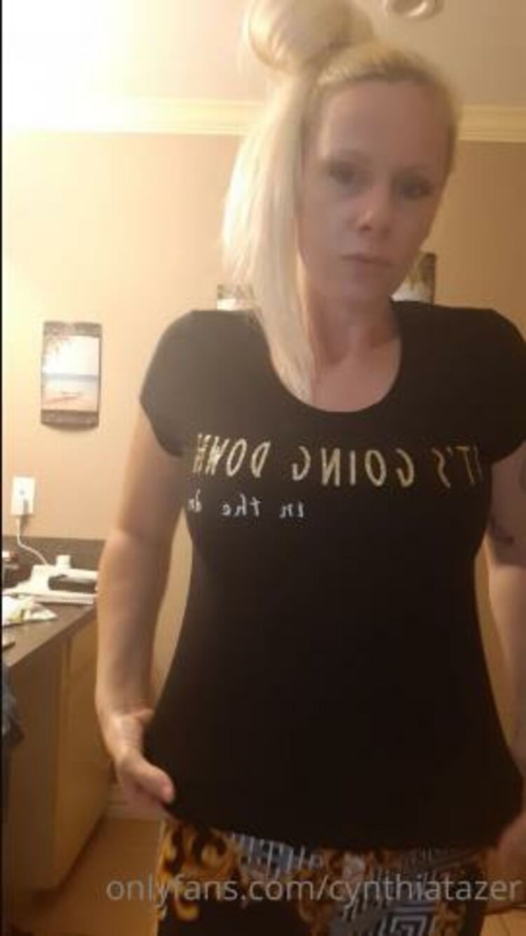 Onlyfans - Cynthiatazer - Reverse stripping working a double today on less than hours sleep Fun fun - 23-05-2020