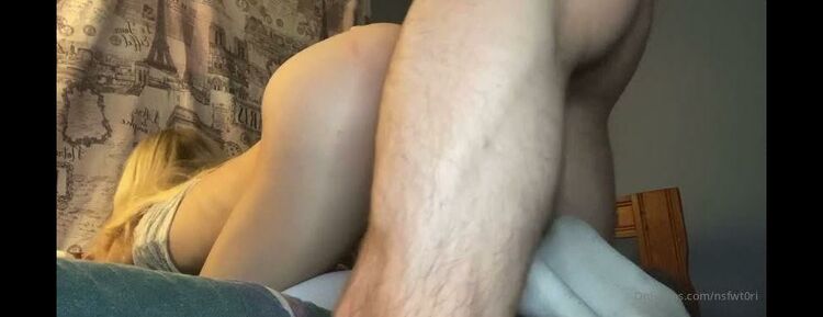 Onlyfans - Nsfwt0ri - PLUGGED DOGGY He fucks me in doggy while Im plugged - 09-10-2021