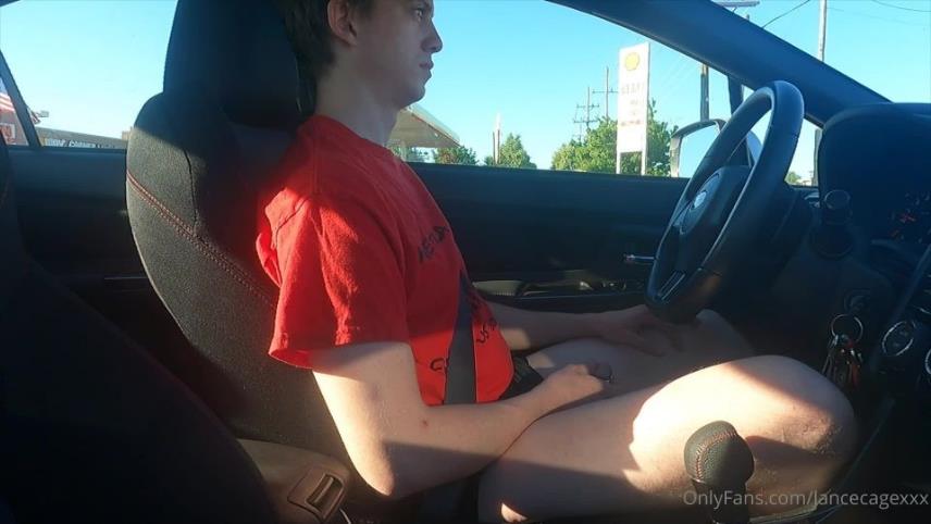 Onlyfans - Lancecagexxx - jerking off in my car trying to vibe - 18-06-2021