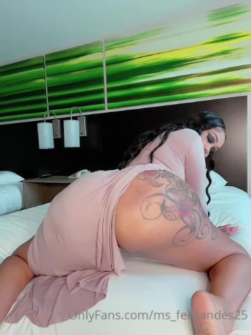 Onlyfans - Ms_fernandes25 - good morning - 15-11-2021