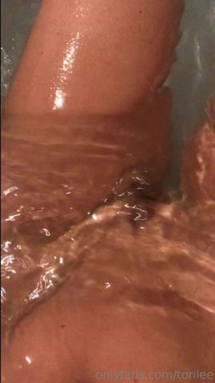 Onlyfans - Torilee - Bath time - 03-03-2019