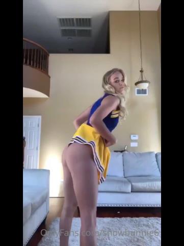 Onlyfans - Badlittlebarbie18 - Ever seen a naughty college cheerleader suck off the coach Click rebill for the full vide - 17-08-2020