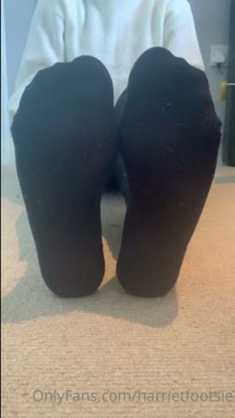 harrietfootsie 11 02 2021 2029244960 so i made the ultimate sock tease video for a fan who loves to be teased endlessly with my