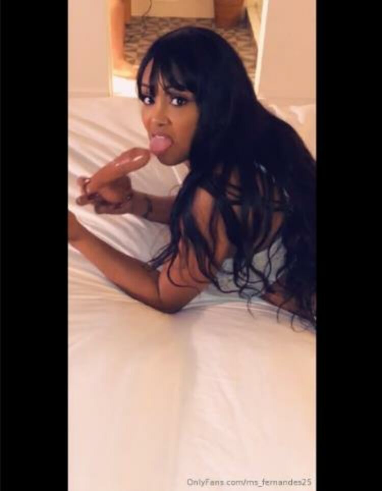 Onlyfans - Ms_fernandes25 - Weirdo - 20-01-2020