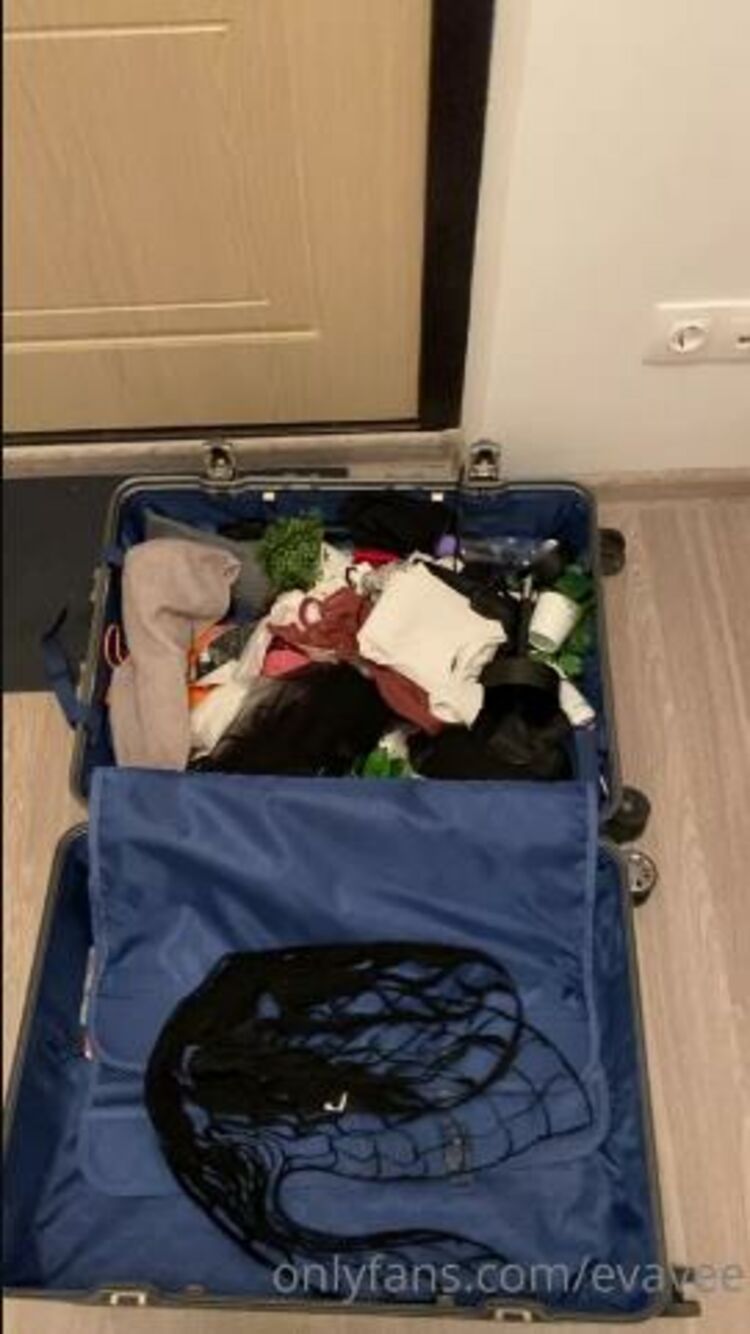 Onlyfans - Evavee - heres what pre production looks like yes I packed a whole suitcase of clothes and eq - 03-02-2022