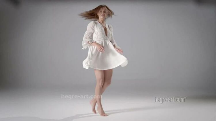 {hegre-art.com Ha.16.06.07.daniela.daring.dance (mp4, , 23