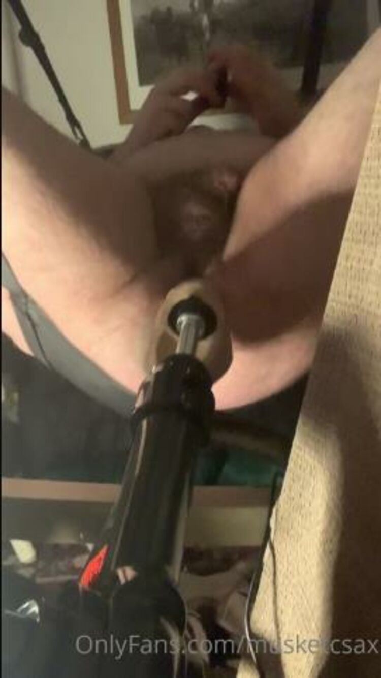 Onlyfans - Musketcsax - A different angle experimenting with new fuck machine and sling - 01-03-2021