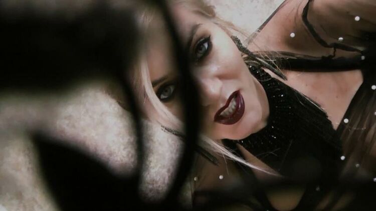 ManyVids - GoddessCeline - KISS MY CREEPY LIPS