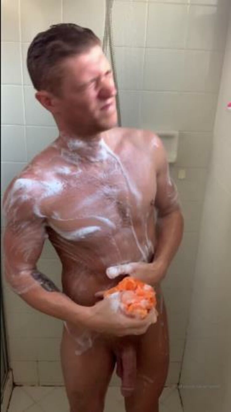 Onlyfans - Theoliverflynn - First half of my shower Just wait until you see this big load Second have has a lot of s - 04-03-2020