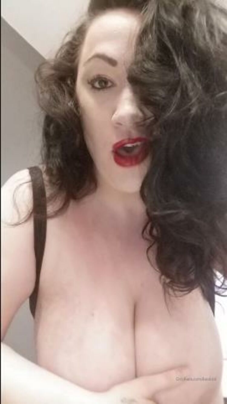 Onlyfans - Bexbb9 - CALLING ALL SLAVES HERE WE GO - 24-03-2020