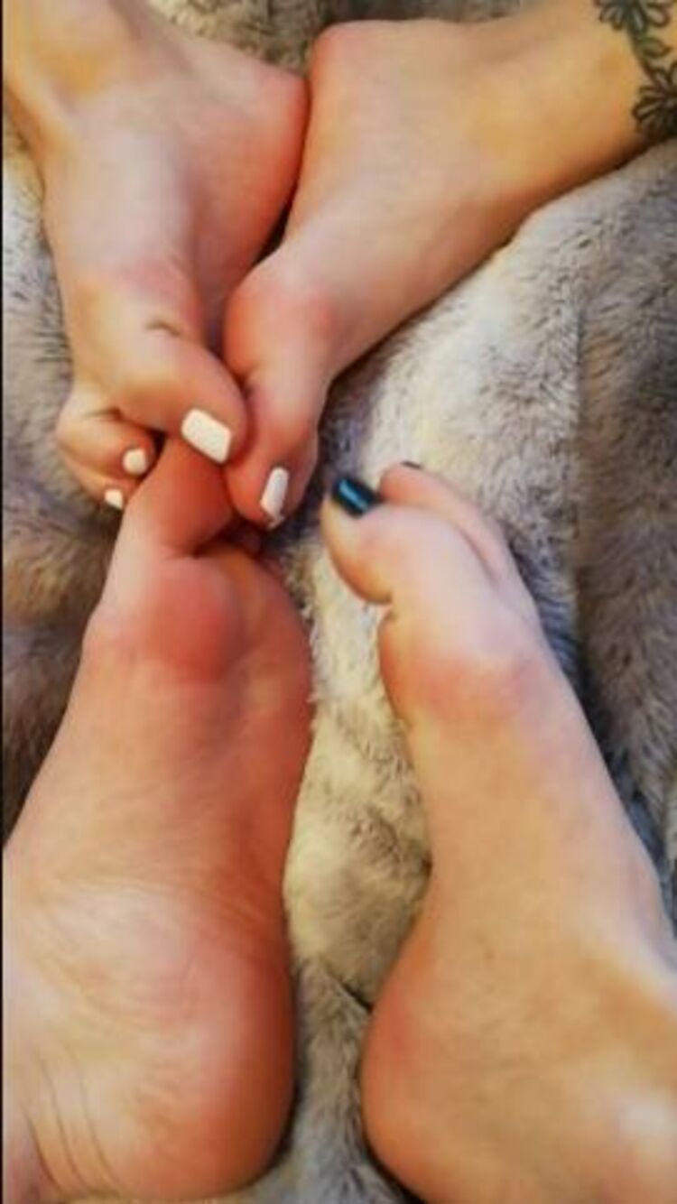 thequeens 12 01 2018 1589310 you re so dumb thinking you can resist Our perfect soles.. you ll never escape their power