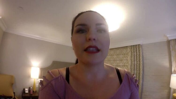 ManyVids - Goddess Aria Zahara - Sneaking into the Giantess Lair