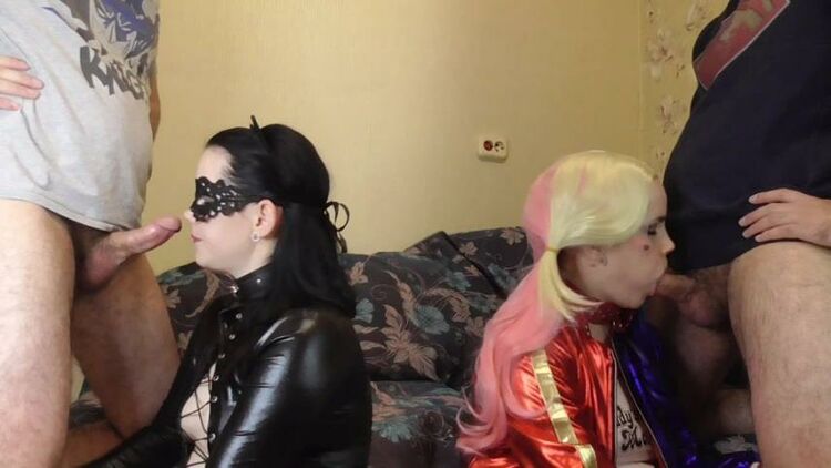 ManyVids - AnnaManyVids - Oral Orgy Catwoman vs Harley Quinn