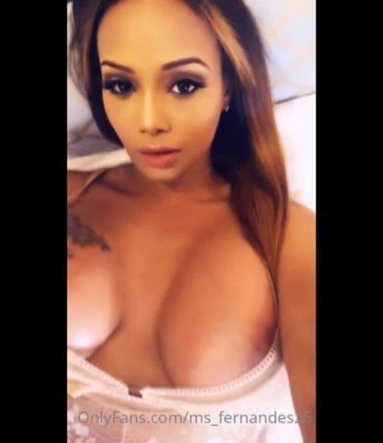 Onlyfans - Ms_fernandes25 - Good morning - 11-08-2021