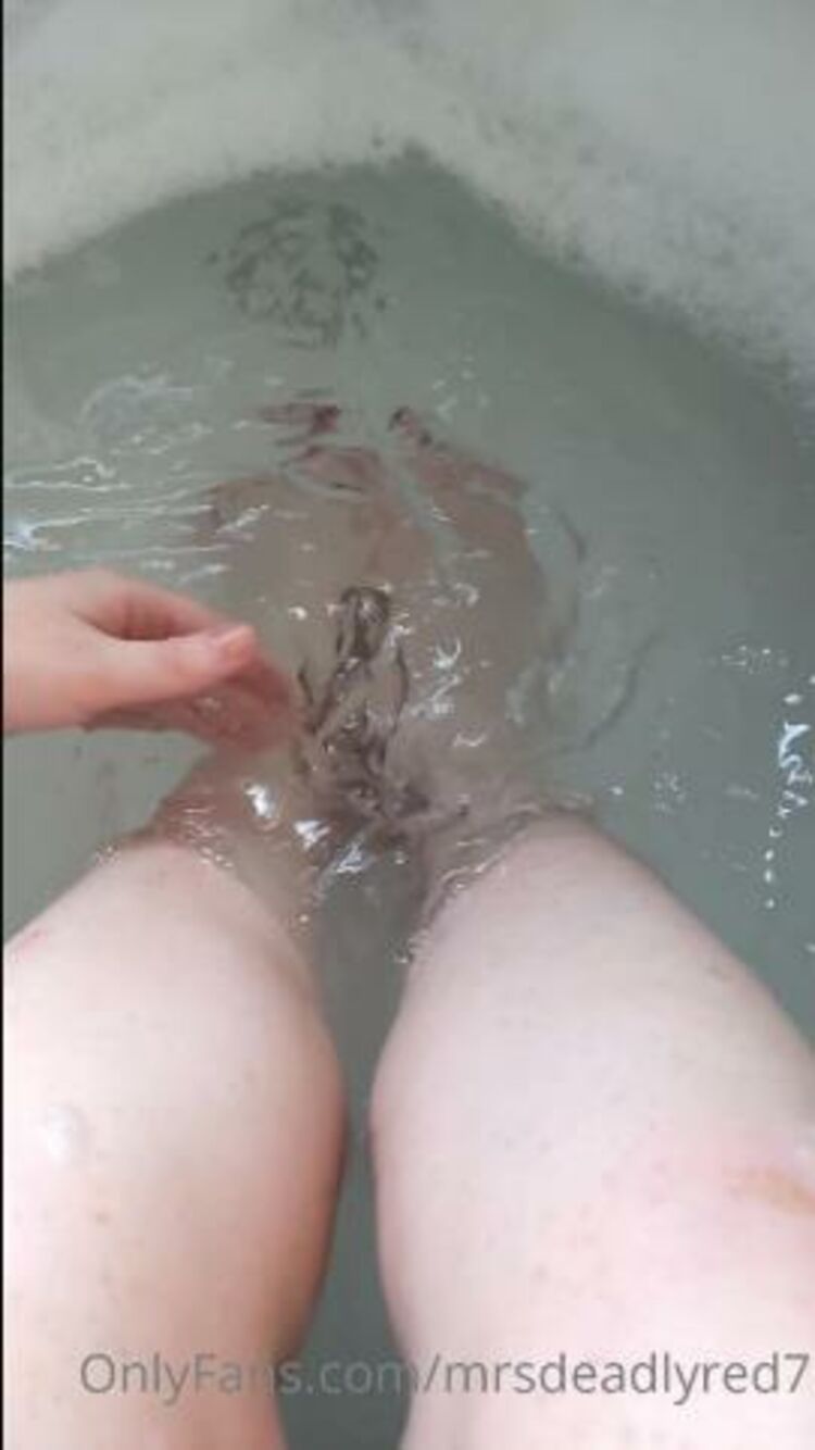 Onlyfans - Beckyisntgoode - Bath Series PT Splashing my teeny feet in the bath sound on as you hear the water c - 11-10-2021