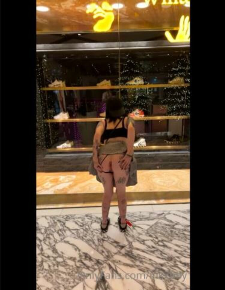 Onlyfans - Inkxbby - Im a slut for offwhite - 20-12-2021