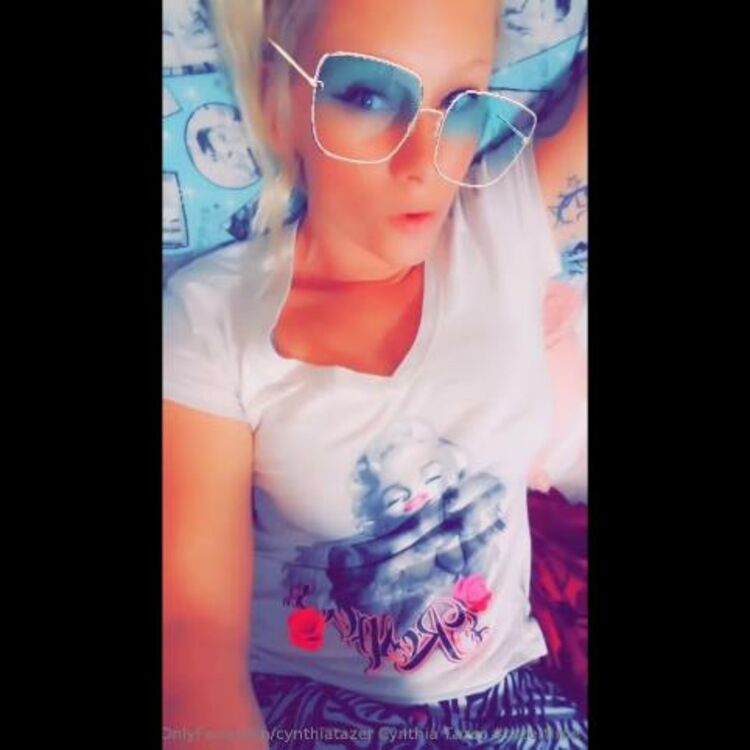 Onlyfans - Cynthiatazer - ok so the kids wore me out got a lot done shirts n wine glasses Tomorrow is serious - 30-07-2019