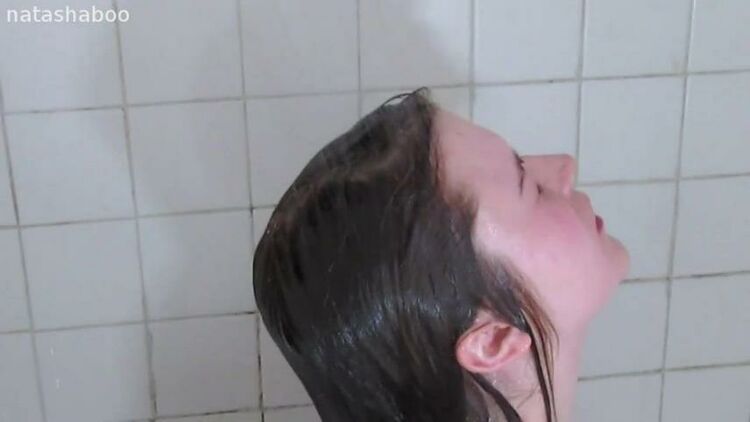 ManyVids - lIshalynn01 - prego in the shower being naughty