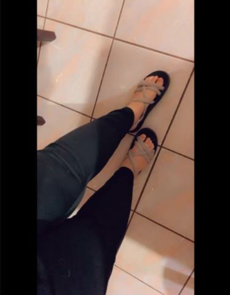 Onlyfans - Darlingkittenxx - Watch me walk - 15-09-2021