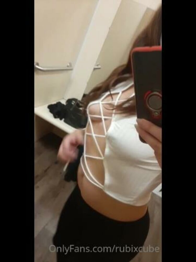 Onlyfans - Rubixcube - Do ya like my new top - 01-09-2021