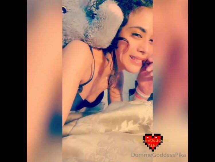 Onlyfans - Finfetishfaith - Im your favorite wet dream deceptively sweet insatiably horney with a major fetish - 05-04-2021