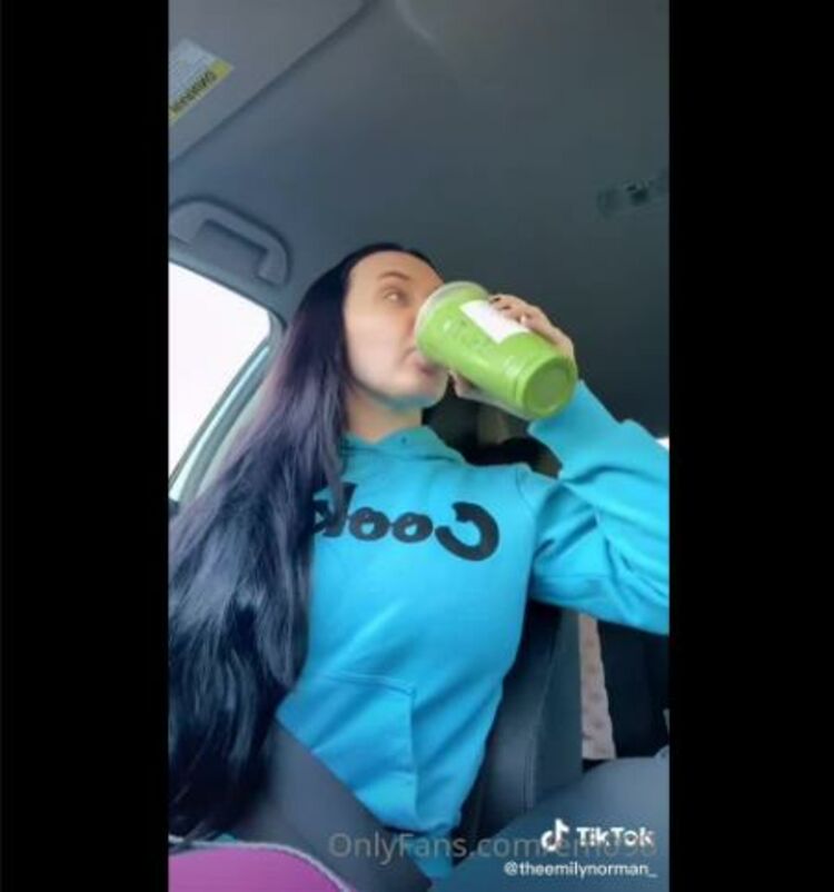 Onlyfans - Em098 - sorry for the things i said before i had my matcha - 27-01-2022