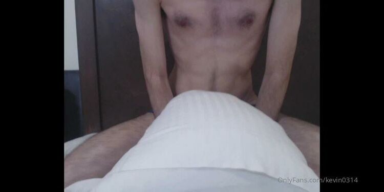 Onlyfans - Kevin0314 - Pillow Fuck Tease - 06-09-2021