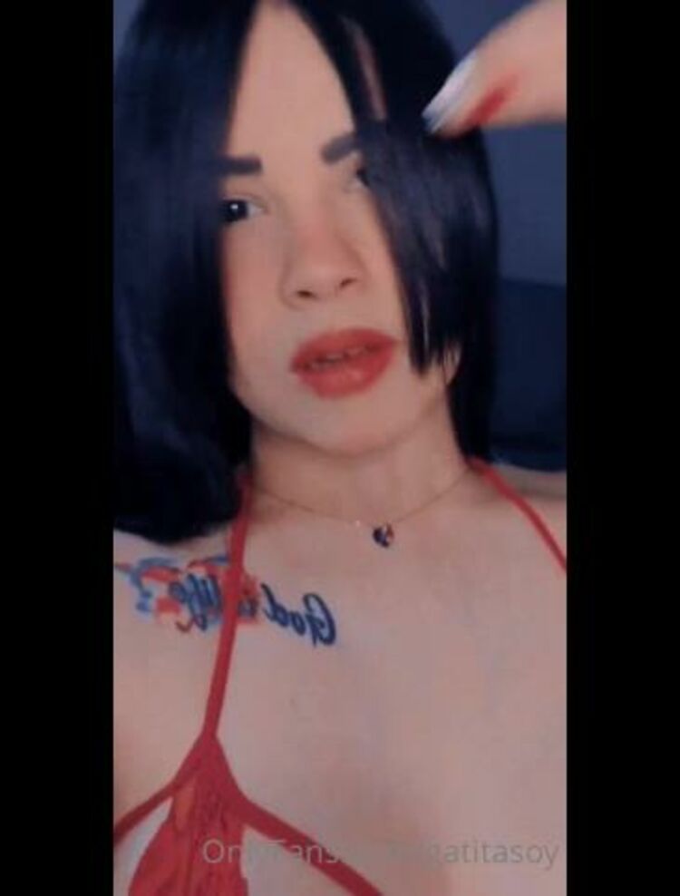 Onlyfans - Gatitasoy - Estoy De Rojo Y Voy a Cumplir tus Fantasias Te Invito a Comerte la Manzana del Pecado - 10-03-2021