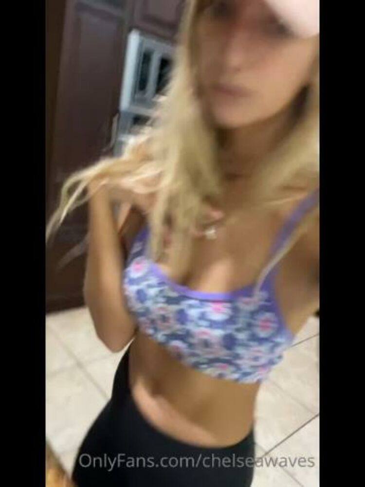 Onlyfans - Chelseawaves - Casual post run update - 20-05-2021