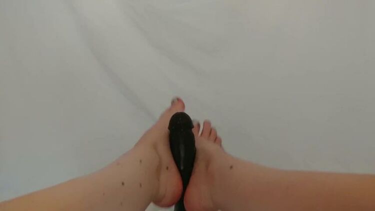 BBC Footjob - OurDirtyLilSecret