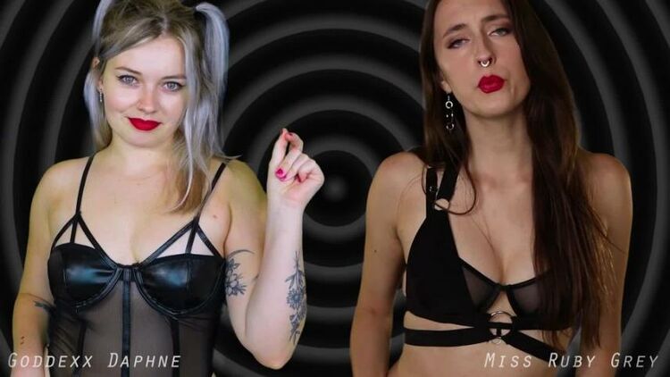 Goddexx Daphne, Miss Ruby Grey – HELPLESS – Brainwash