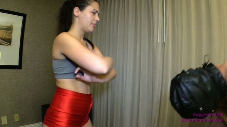 Brat Princess 2 – Tilly – Roadie Gets Ball Kicked by Rock Stars Bratty Step-Daughter [BALLBUSTING, k2s.cc]